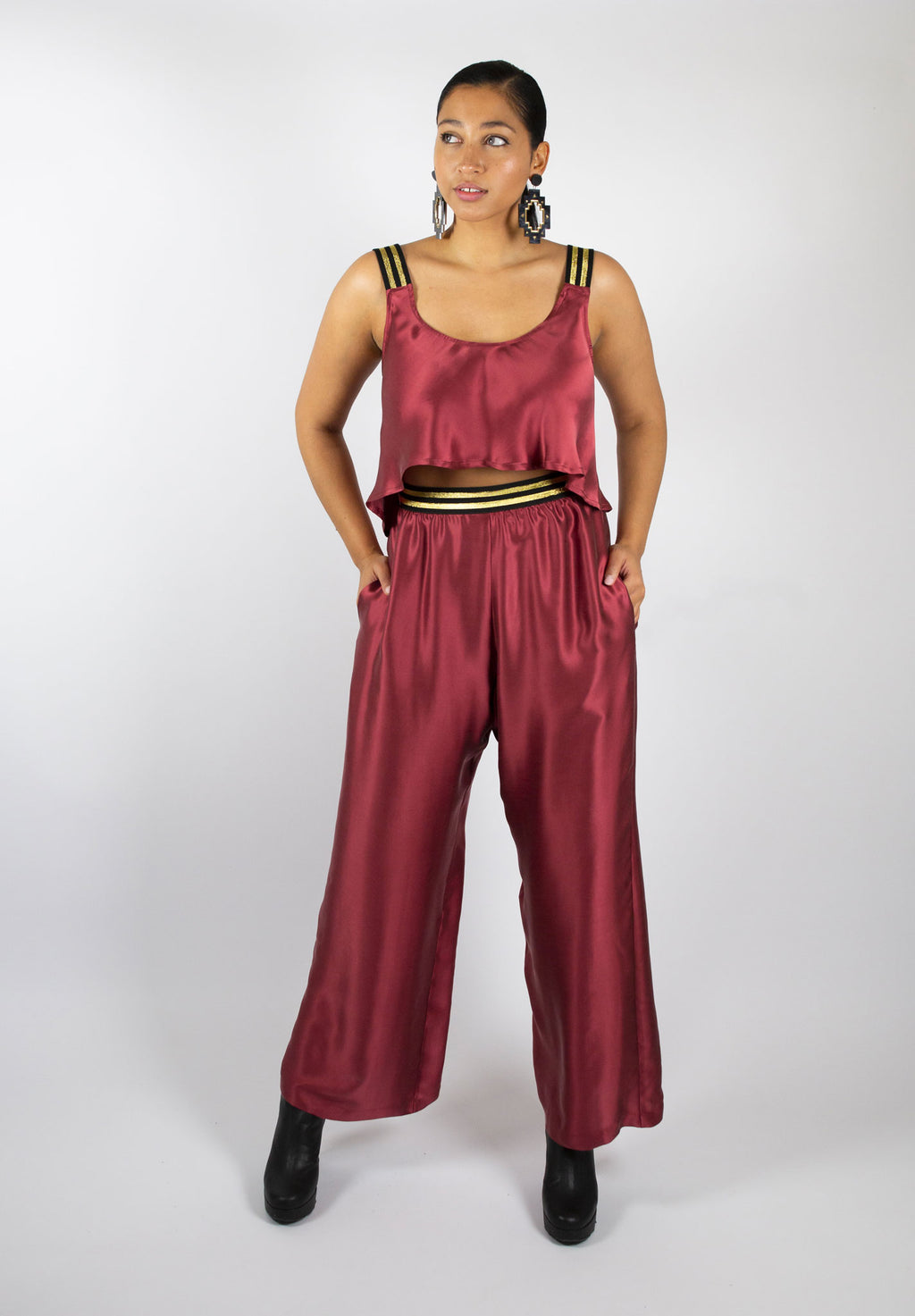 Free Flow Pants - Crimson silk