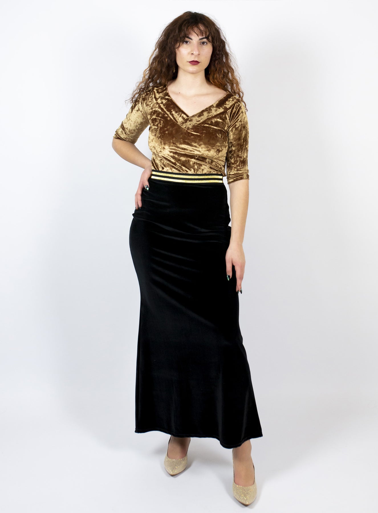 Midnight Velvet Skirt neishaclothing