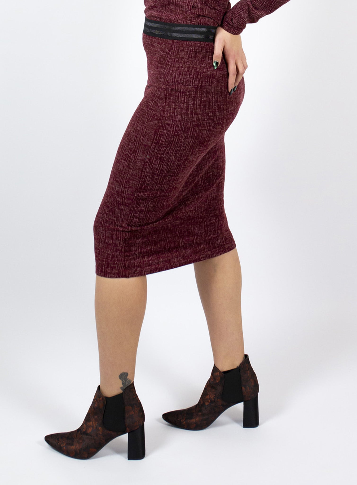 Alphamama Skirt - Crimson